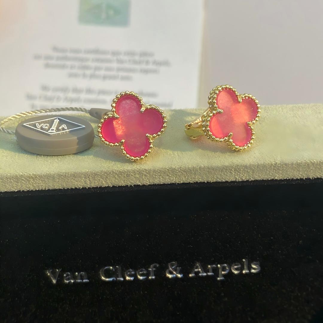 [TOPON]NEW CLOVER 15MM PINK ENAMEL STUD EARRINGS
