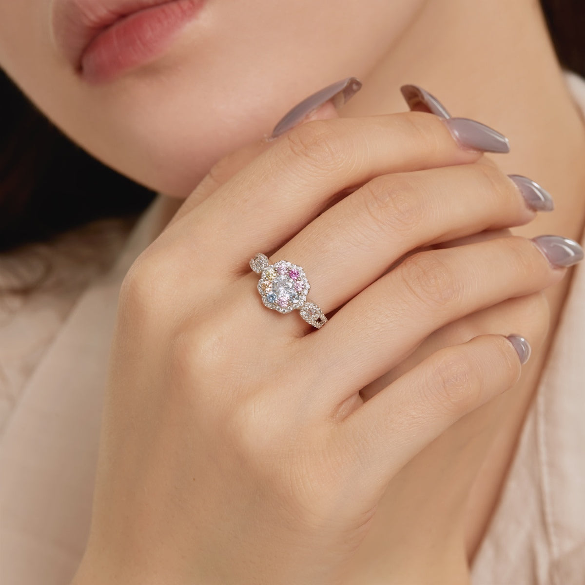 Delicate Colorful Round Cut Flower Shape Wedding Ring