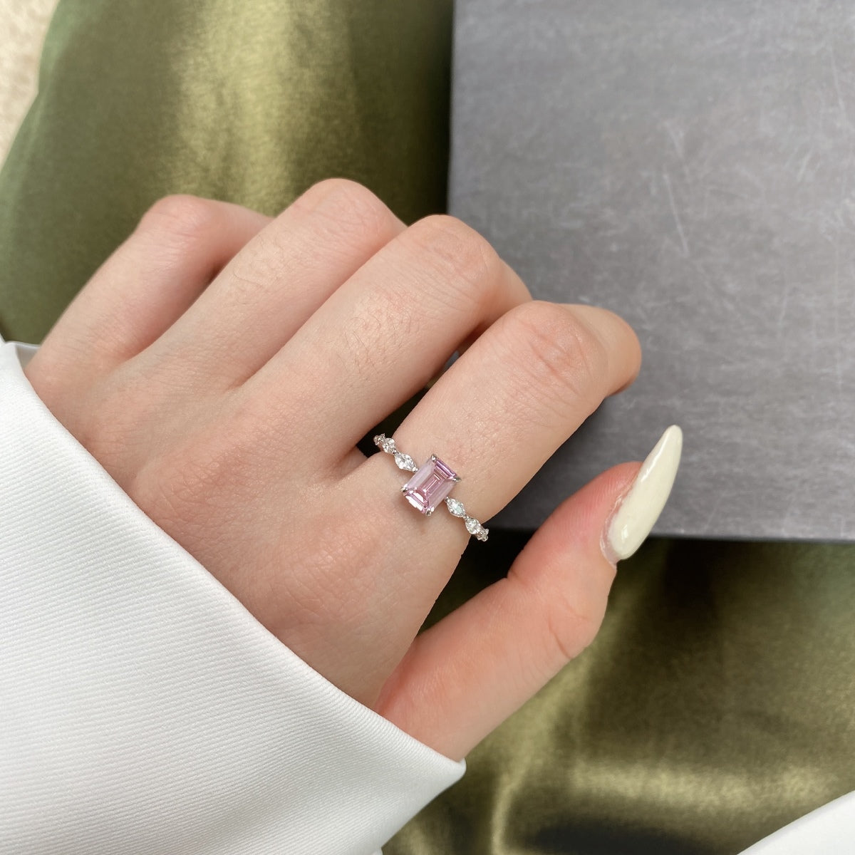 1.0 Carat Dainty Resplendent Radiant Cut Daily Ring