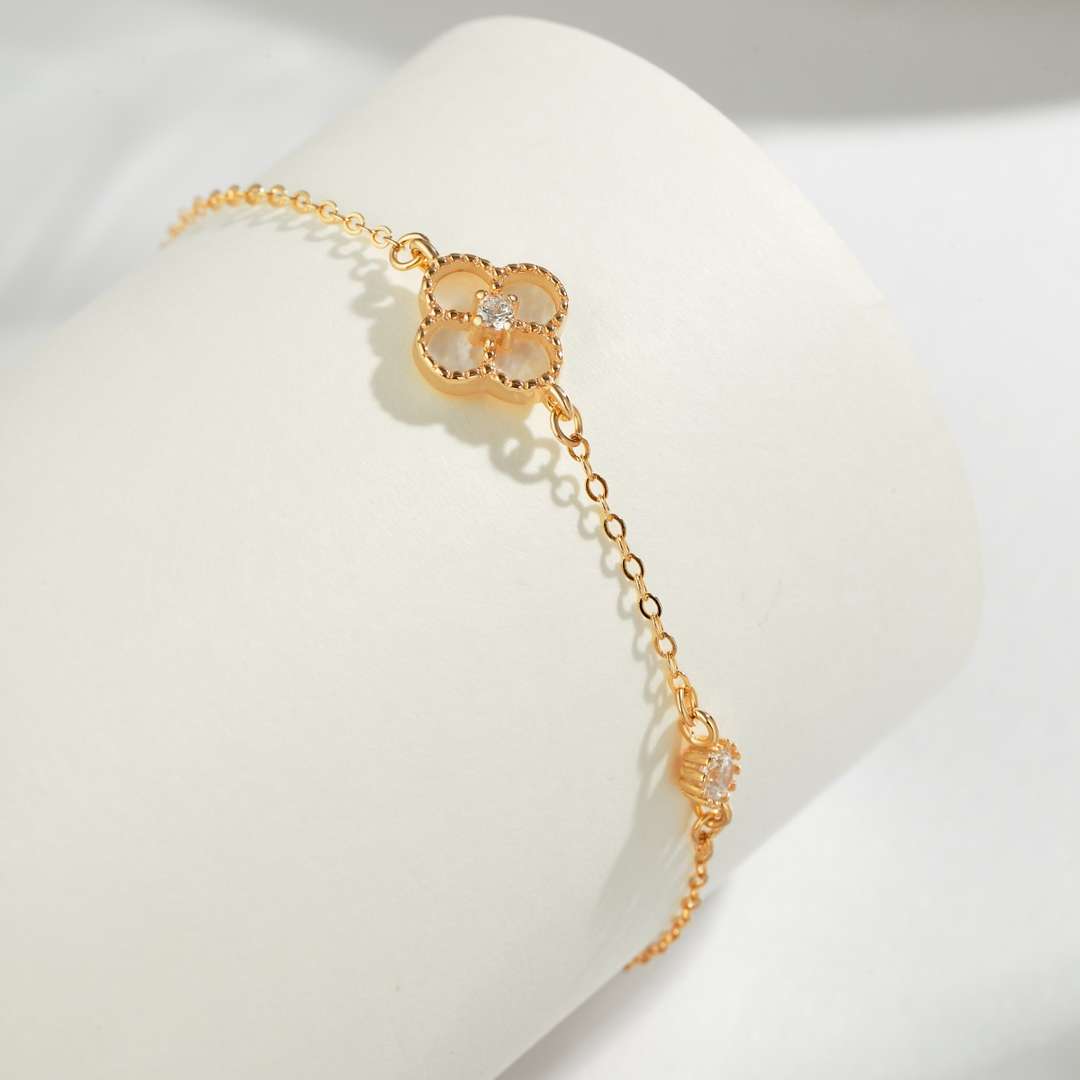 Delicate Four Leaf Clover Bracelet