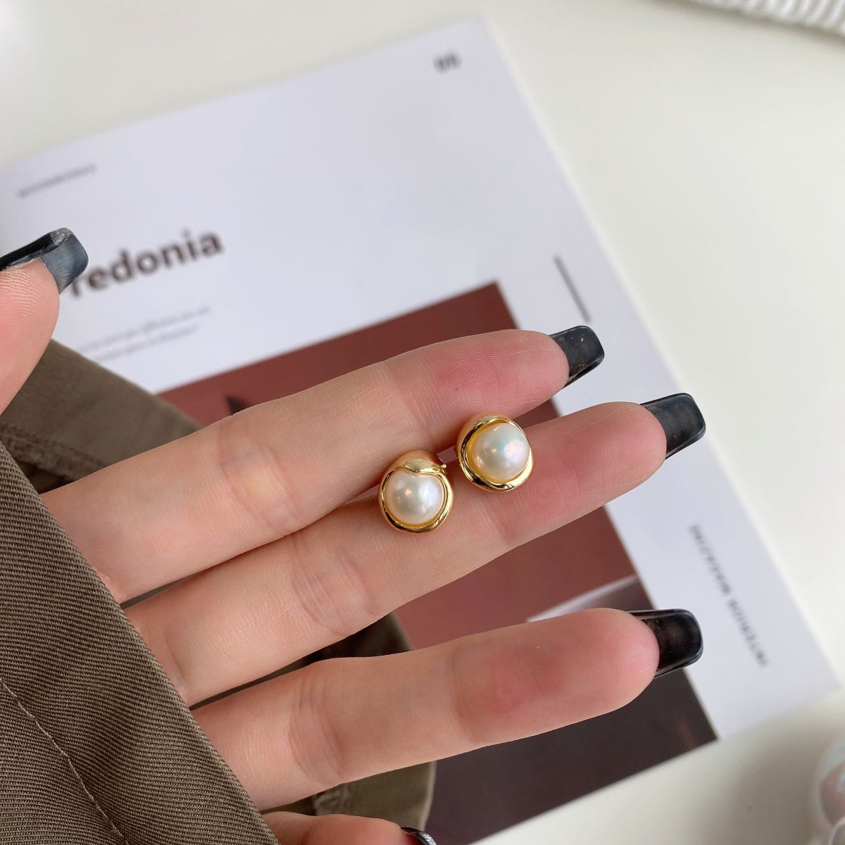 Dainty Bread Pearl Earrings