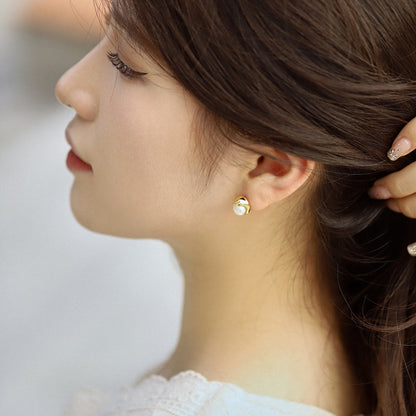 Dainty Bread Pearl Earrings