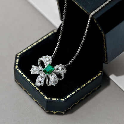 Luxurious Flower Shape Emerald Cut Necklace