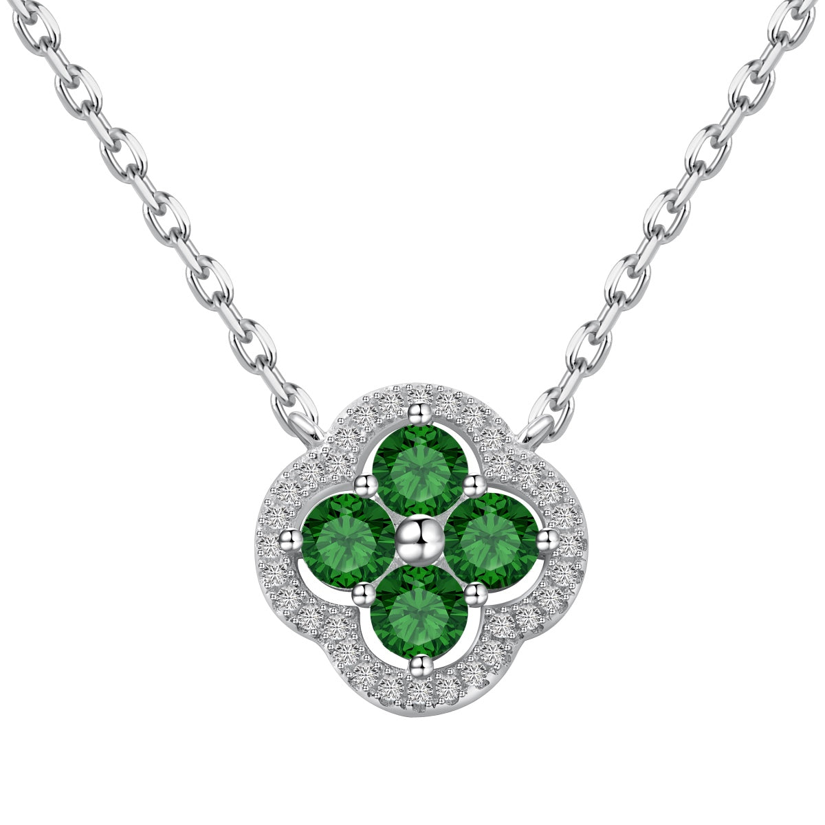 Exquisite Necklace With Four-Leaf Clover Flower Design