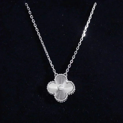 [Topon]CLOVER  15MM DIAMOND LASER NECKLACE SILVER