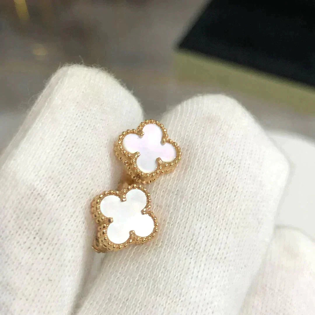 [Topon Jewelry]CLOVER MINI 9.5MM WHITE MOP EARRINGS