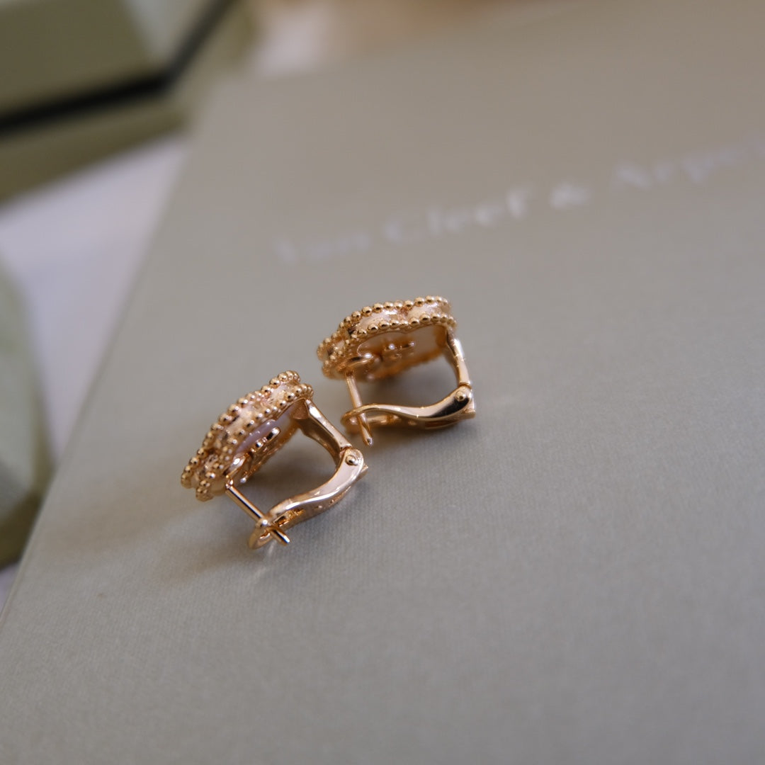 [Topon Jewelry]LUCKY PINK GOLD WHITE MOP EARRINGS