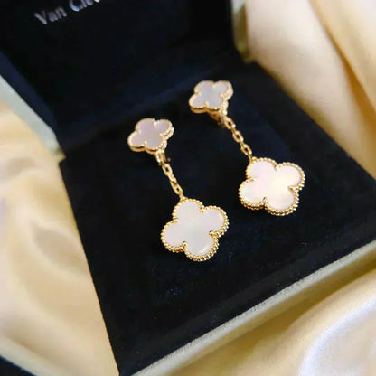 [Topon Jewelry]CLOVER 2 MOTIF WHITE MOP EARRINGS