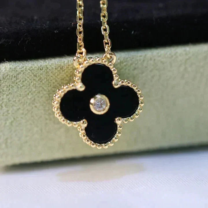 [Topon Jewelry]CLOVER 15MM DIAMOND ONYX NECKLACE