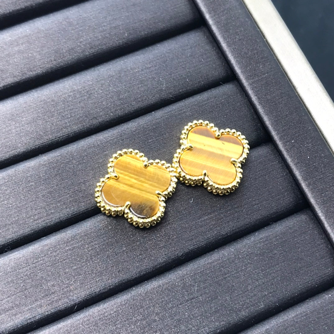 [Topon Jewelry]CLOVER MEDIUM 1 MOTIFS TIGER EYE EARRINGS