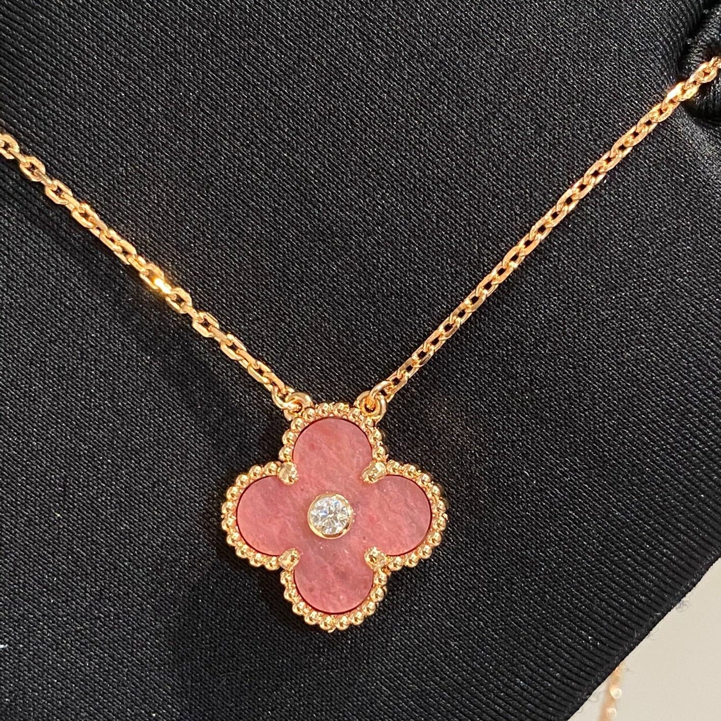 [Topon Jewelry]CLOVER 15MM DIAMOND RHODONITE NECKLACE