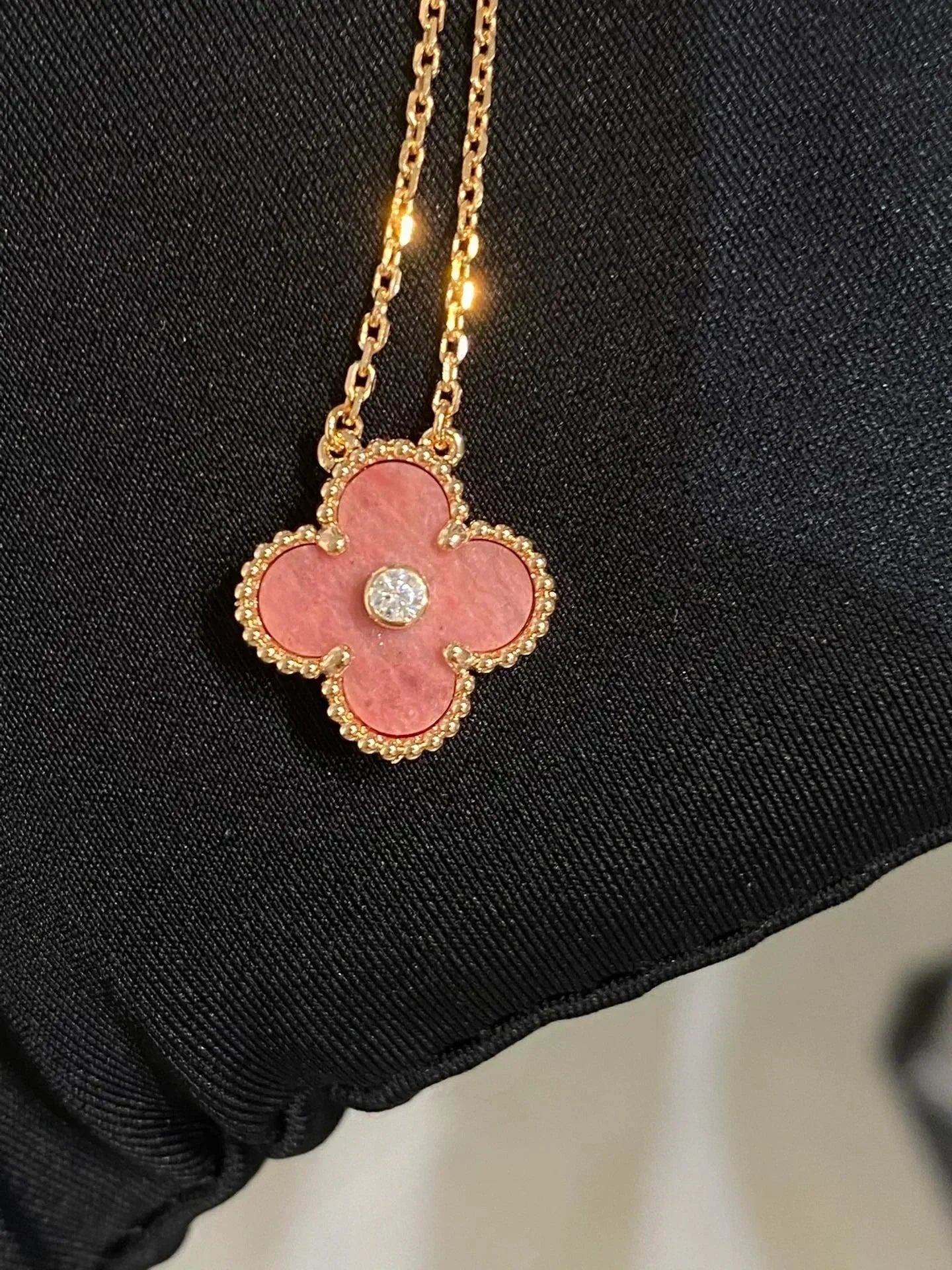 [Topon Jewelry]CLOVER 15MM DIAMOND RHODONITE NECKLACE