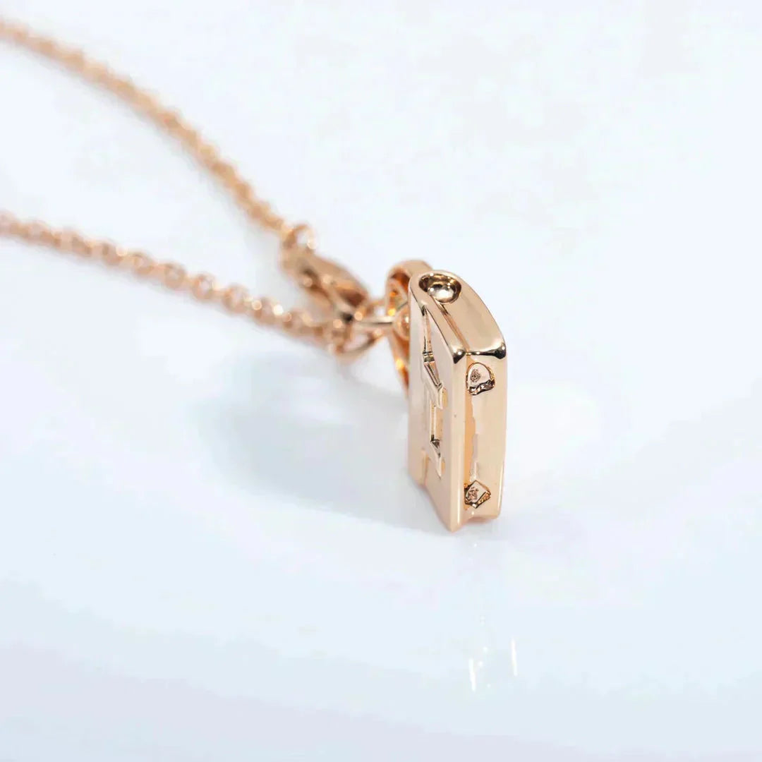 [Topon Jewelry]AMULETTE PEDANT ROSE GOLD NECKLACE