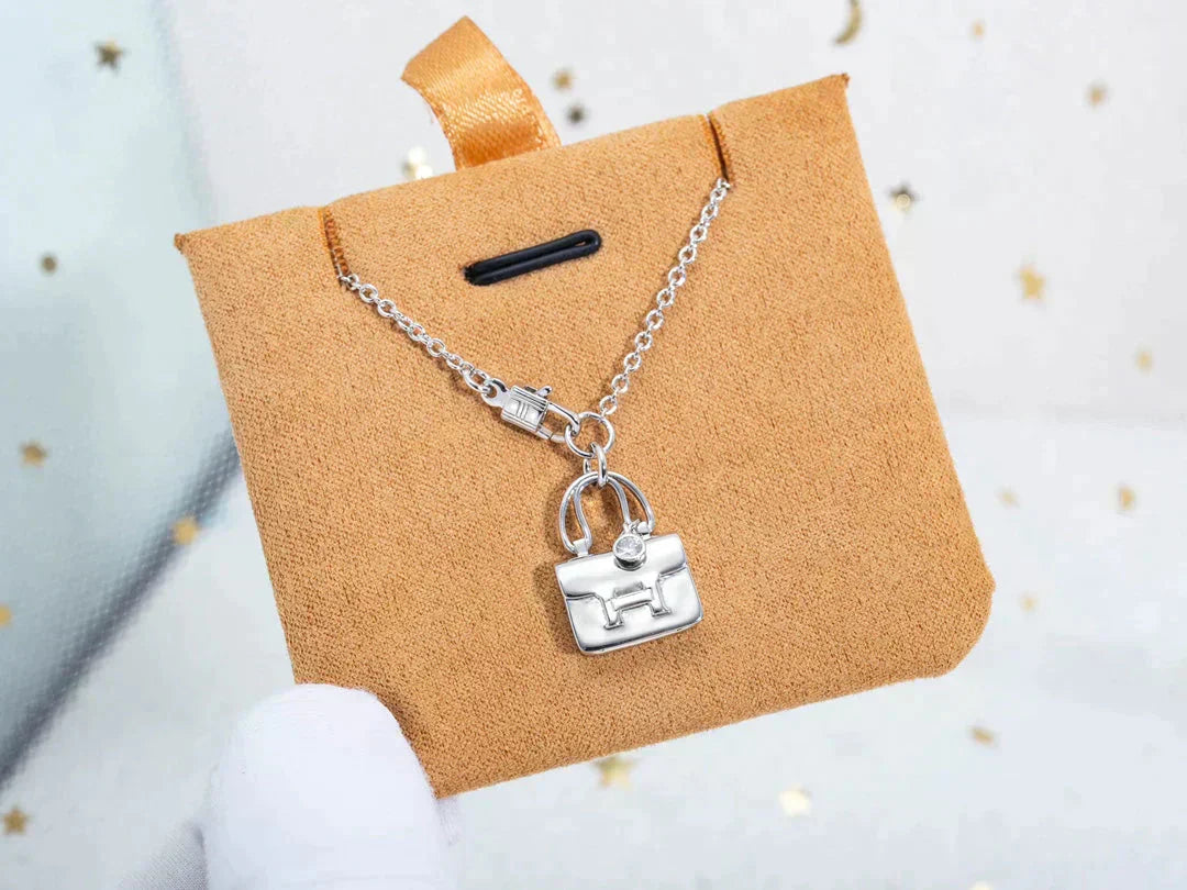 [Topon Jewelry]AMULETTE PEDANT SILVER NECKLACE