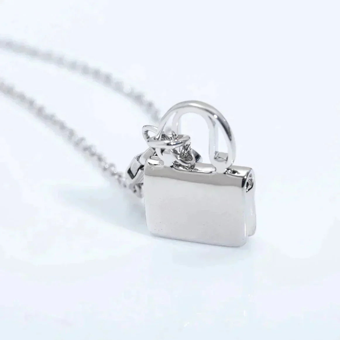 [Topon Jewelry]AMULETTE PEDANT SILVER NECKLACE