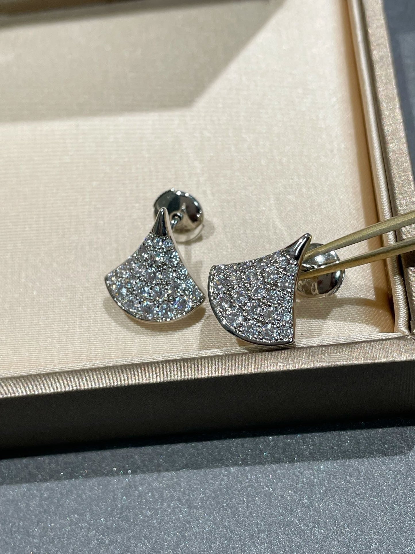 [Topon Jewelry]DREAM STUD EARRINGS DIAMOND