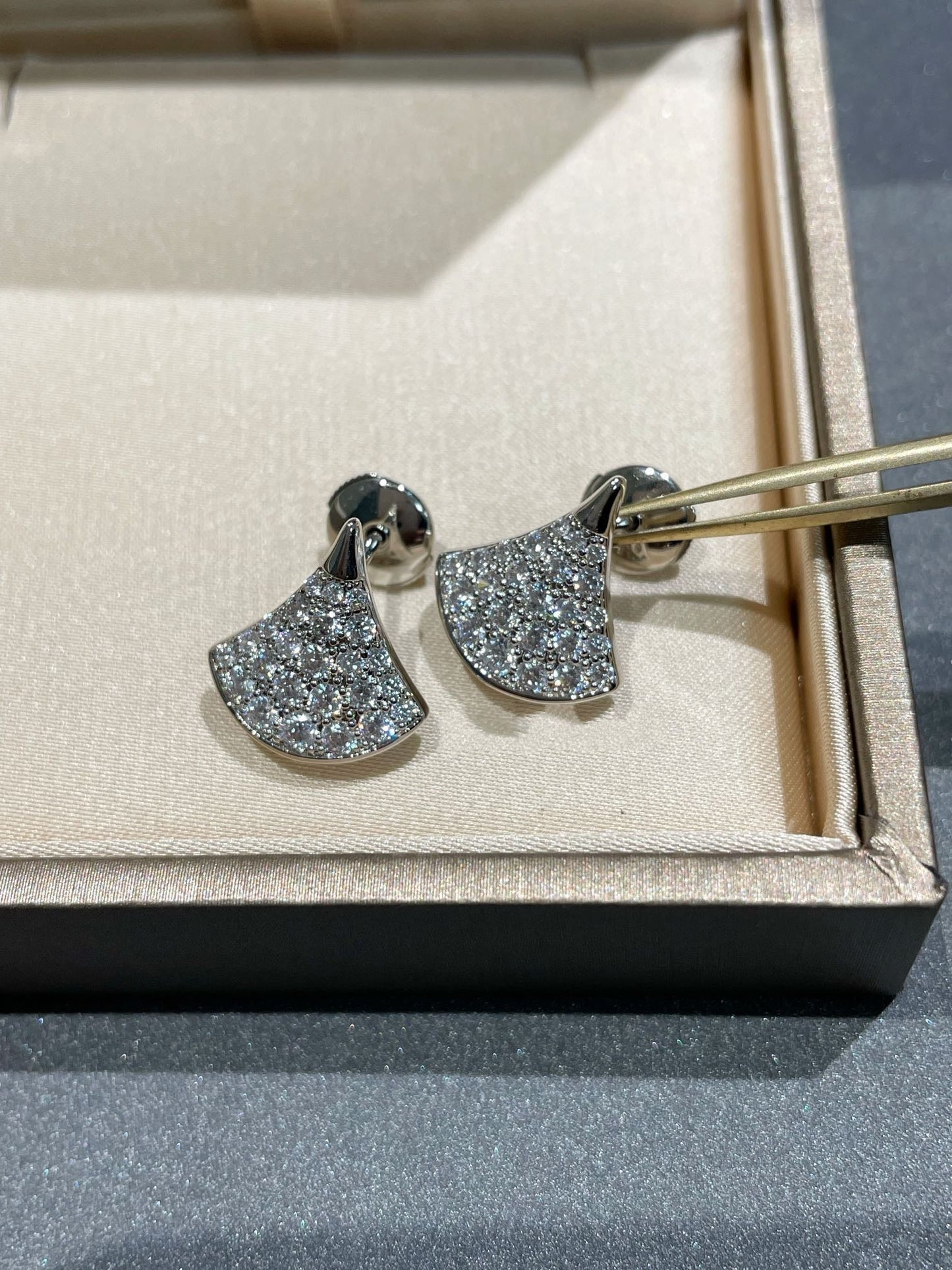 [Topon Jewelry]DREAM STUD EARRINGS DIAMOND