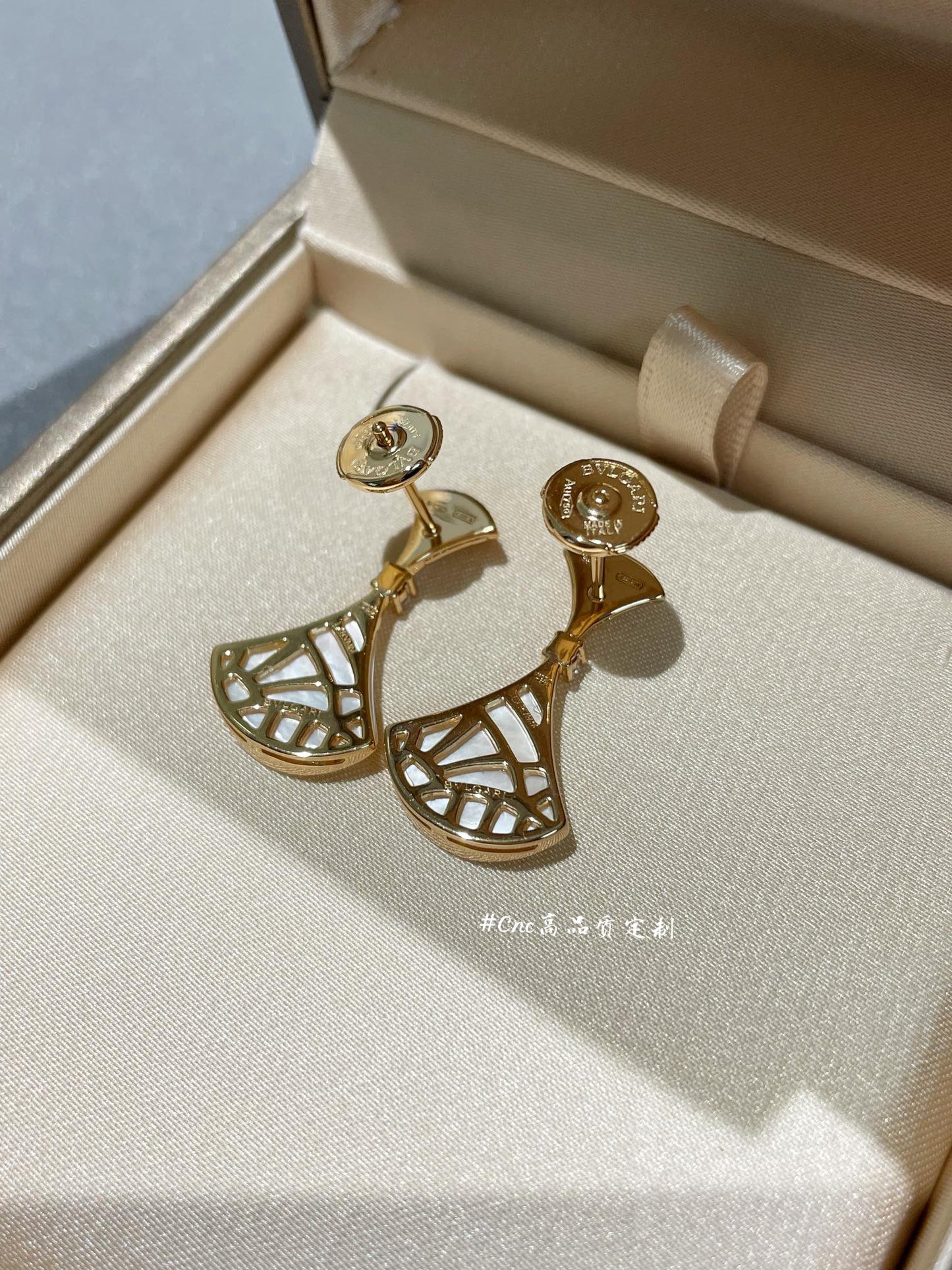 [Topon Jewelry]DREAM MOP 1 DIAMOND EARRINGS