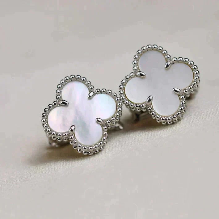 [Topon Jewelry]CLOVER MEDIUM 1 MOTIFS  WHITE MOP EARRINGS SILVER