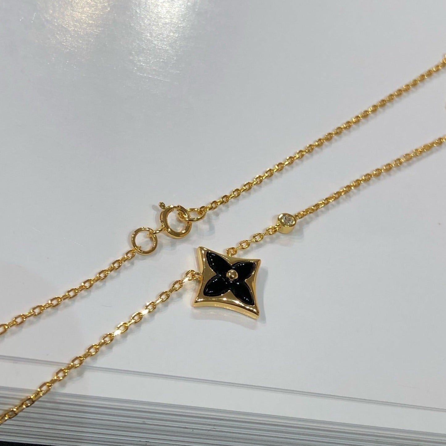 [Topon Jewelry]STAR BLACK MOP NECKLACE