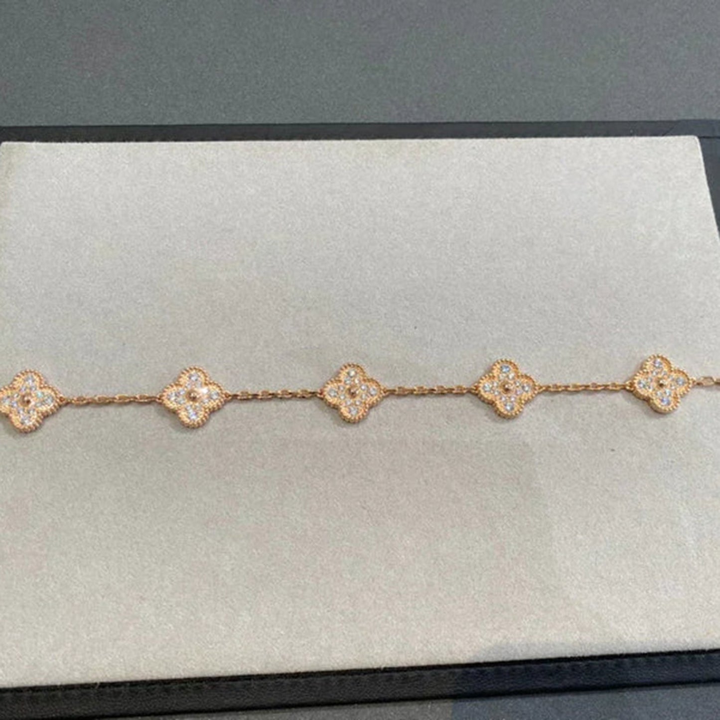 [Topon Jewelry]CLOVER 5 MOTIFS  FULL DIAMOND BRACELET