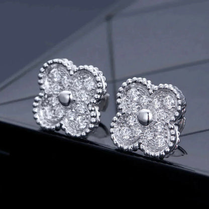 [Topon Jewelry]CLOVER 1 MOTIFS DIAMOND STUD EARRINGS SILVER