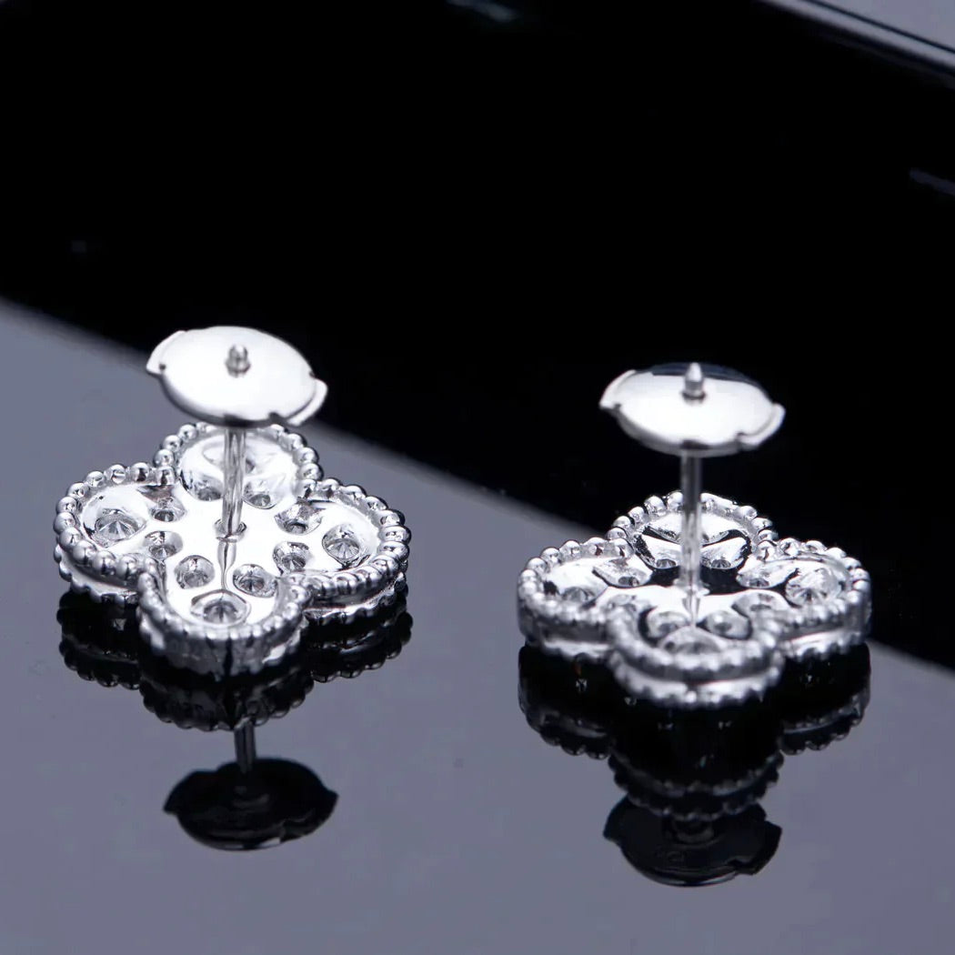 [Topon Jewelry]CLOVER 1 MOTIFS DIAMOND STUD EARRINGS SILVER