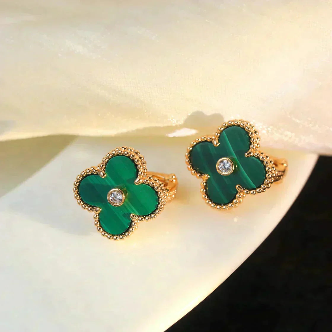 [Topon Jewelry]CLOVER MEDIUM 1 MOTIFS MALACHITE DIAMOND EARRINGS