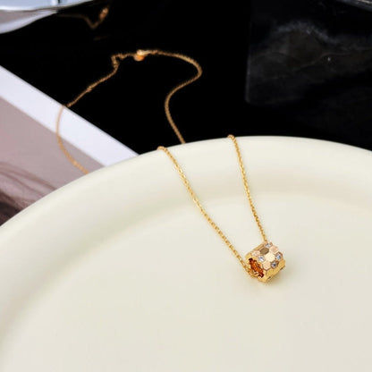 [Topon Jewelry]BEE MINI PEDANT DIAMOND NECKLACE