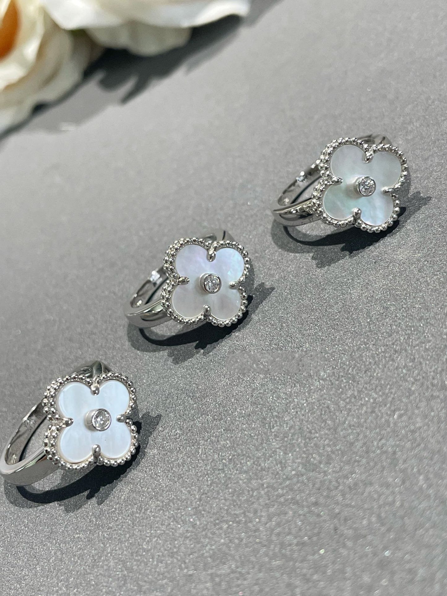 [Topon Jewelry]CLOVER SILVER MOP DIAMOND RING