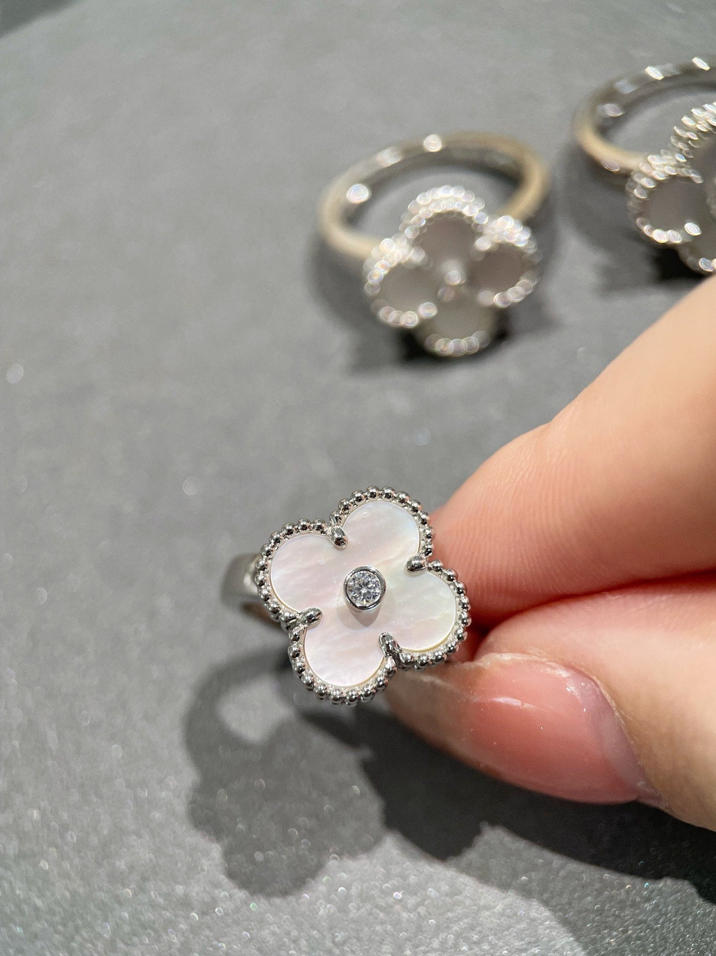 [Topon Jewelry]CLOVER SILVER MOP DIAMOND RING