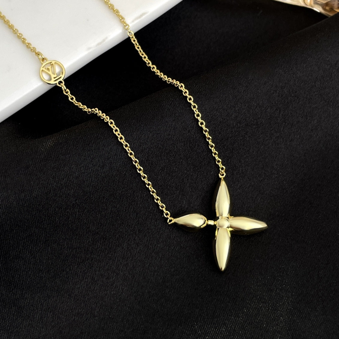 [Topon]LOUISETTE GOLD NECKLACE