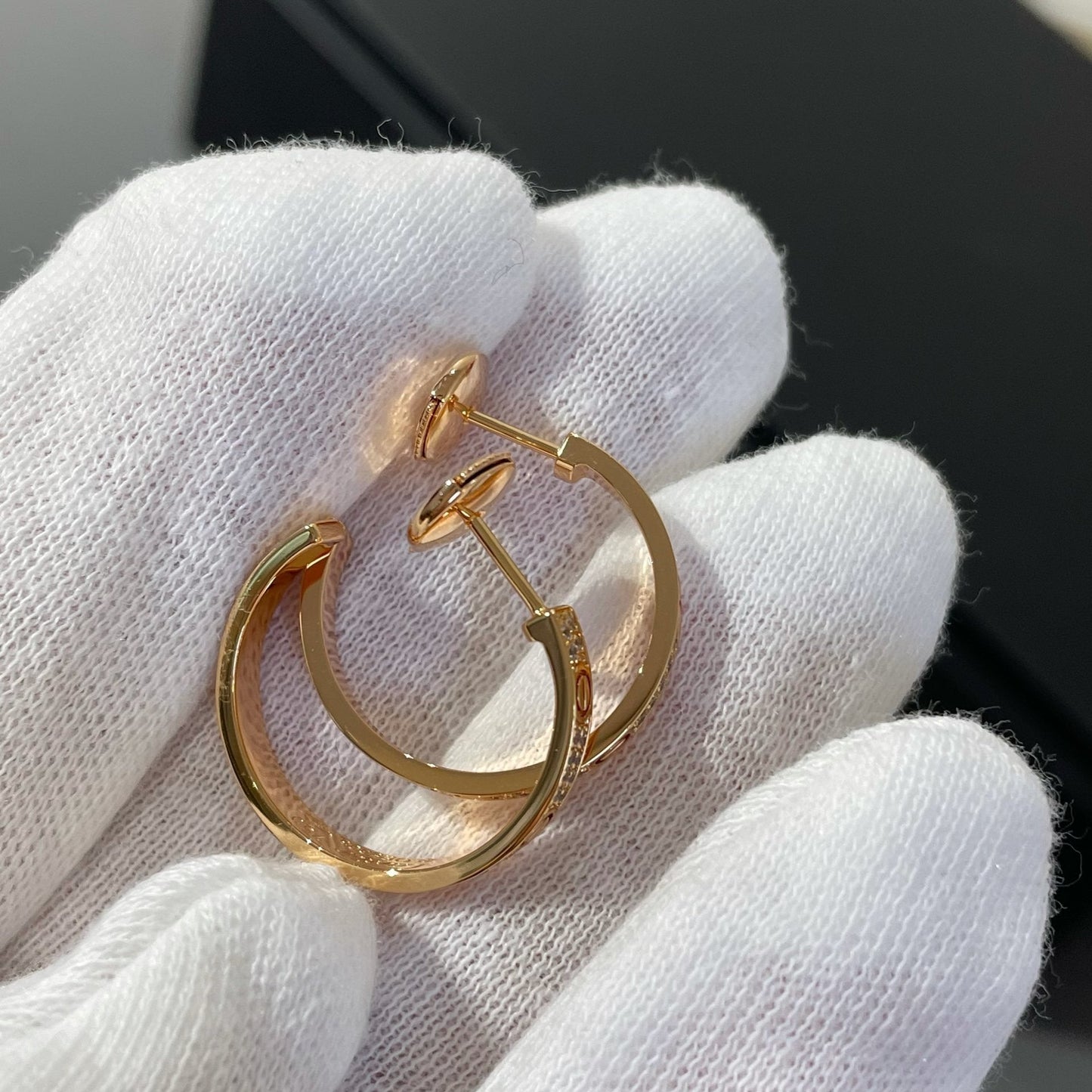 [Topon Jewelry]LOVE DIAMOND PINK GOLD HOOP EARRINGS