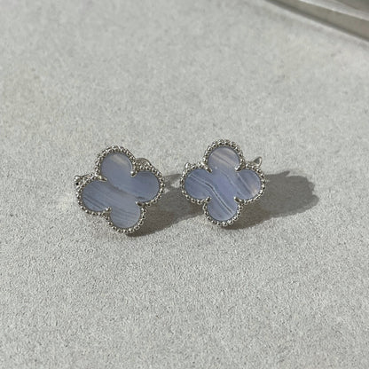 [Topon Jewelry]CLOVER CHALCEDONY SILVER STUD EARRINGS