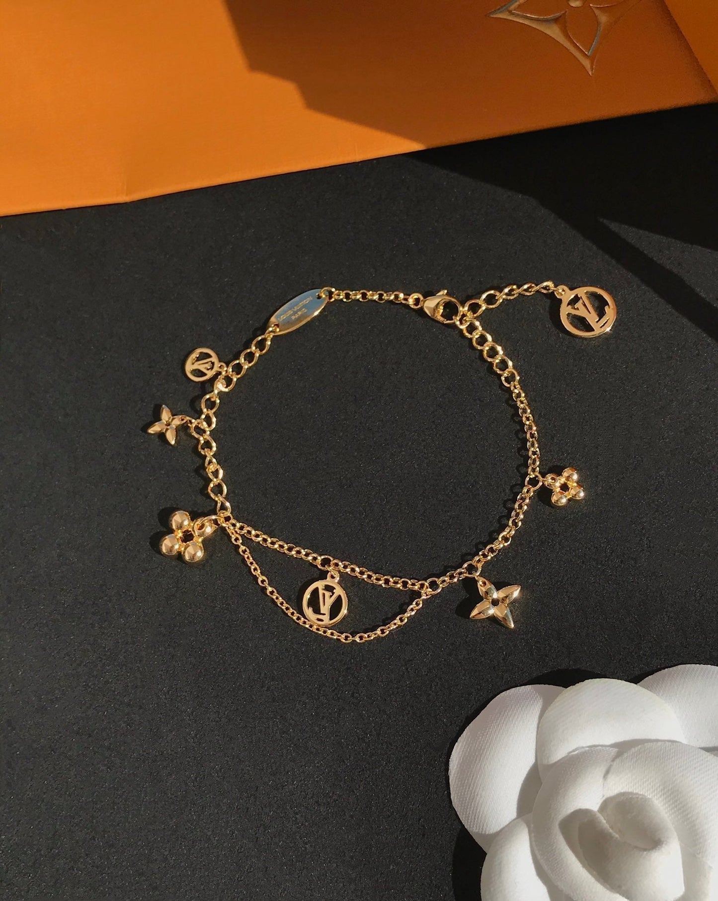 [Topon Jewelry]BLOOMING PINK GOLD MOP BRACELET