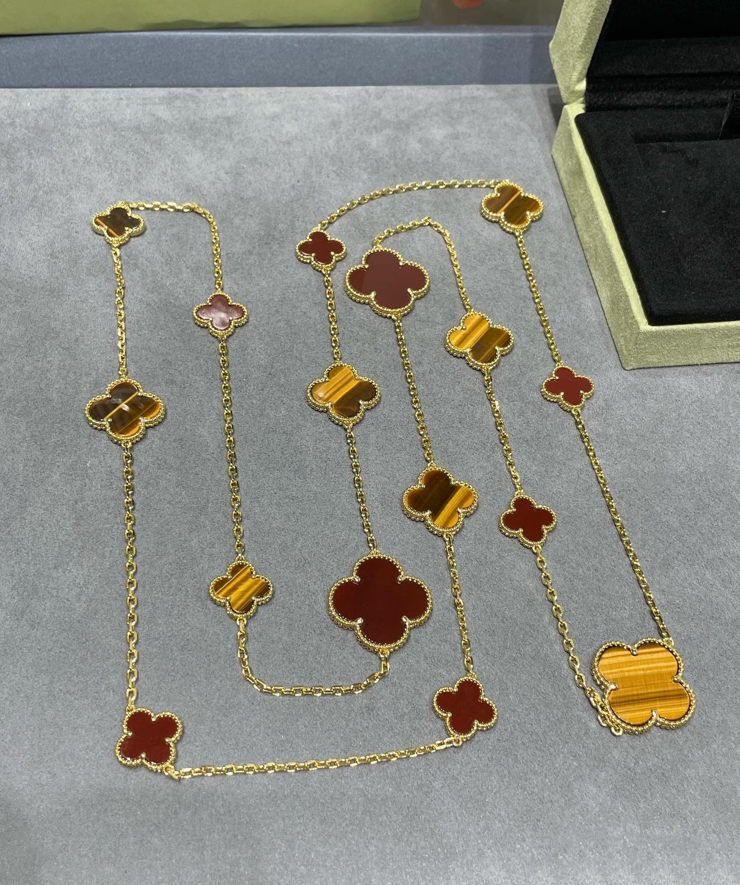 [Topon Jewelry]CLOVER 16 MOTIF CARNELIAN TIGER EYE ROSE GOLD NECKLACE