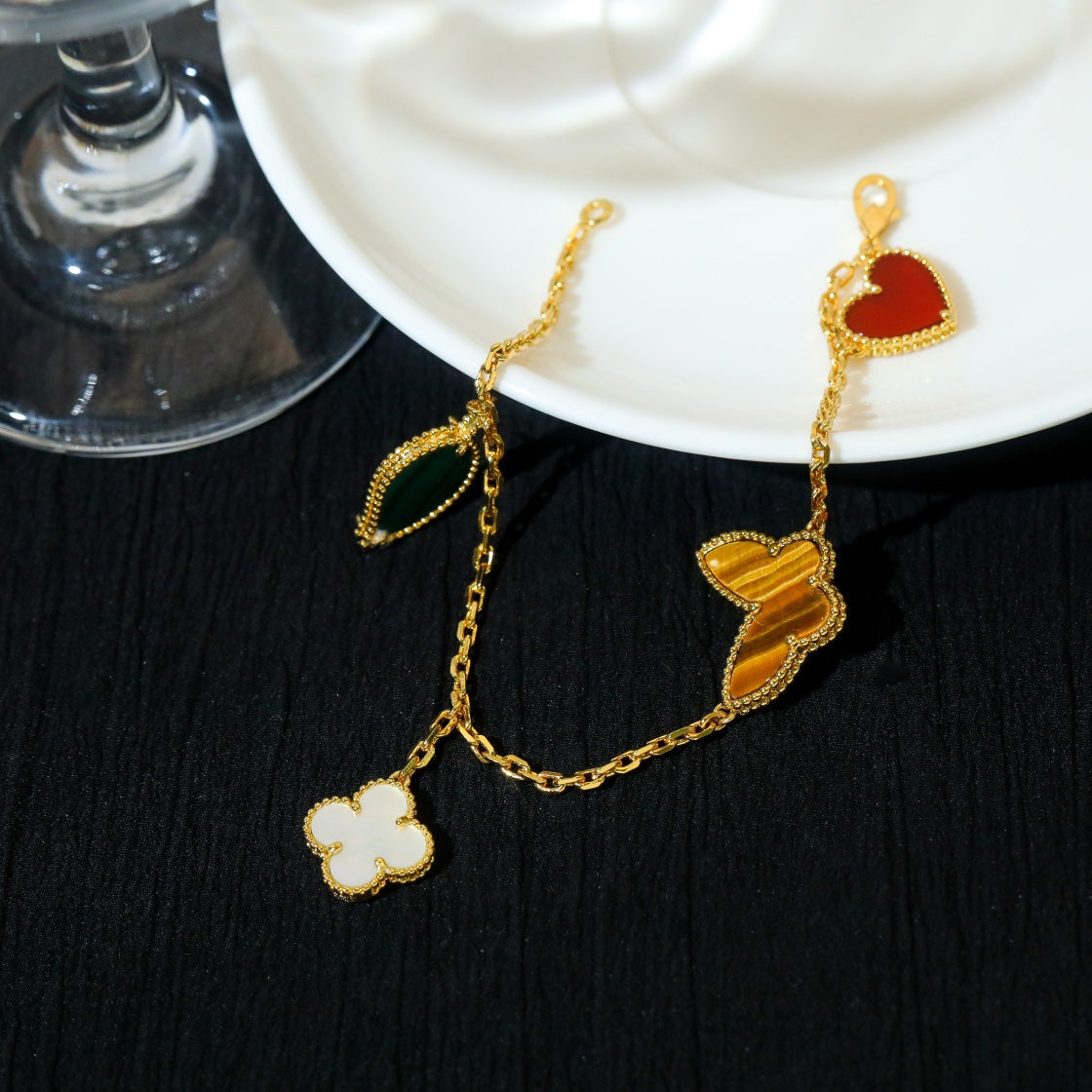 [Topon Jewelry]LUCKY SPRING 5 MOTIF GOLD BRACELET