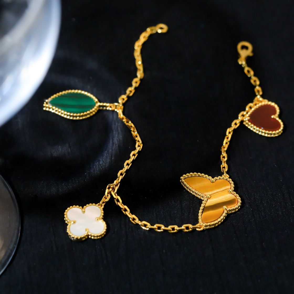 [Topon Jewelry]LUCKY SPRING 5 MOTIF GOLD BRACELET