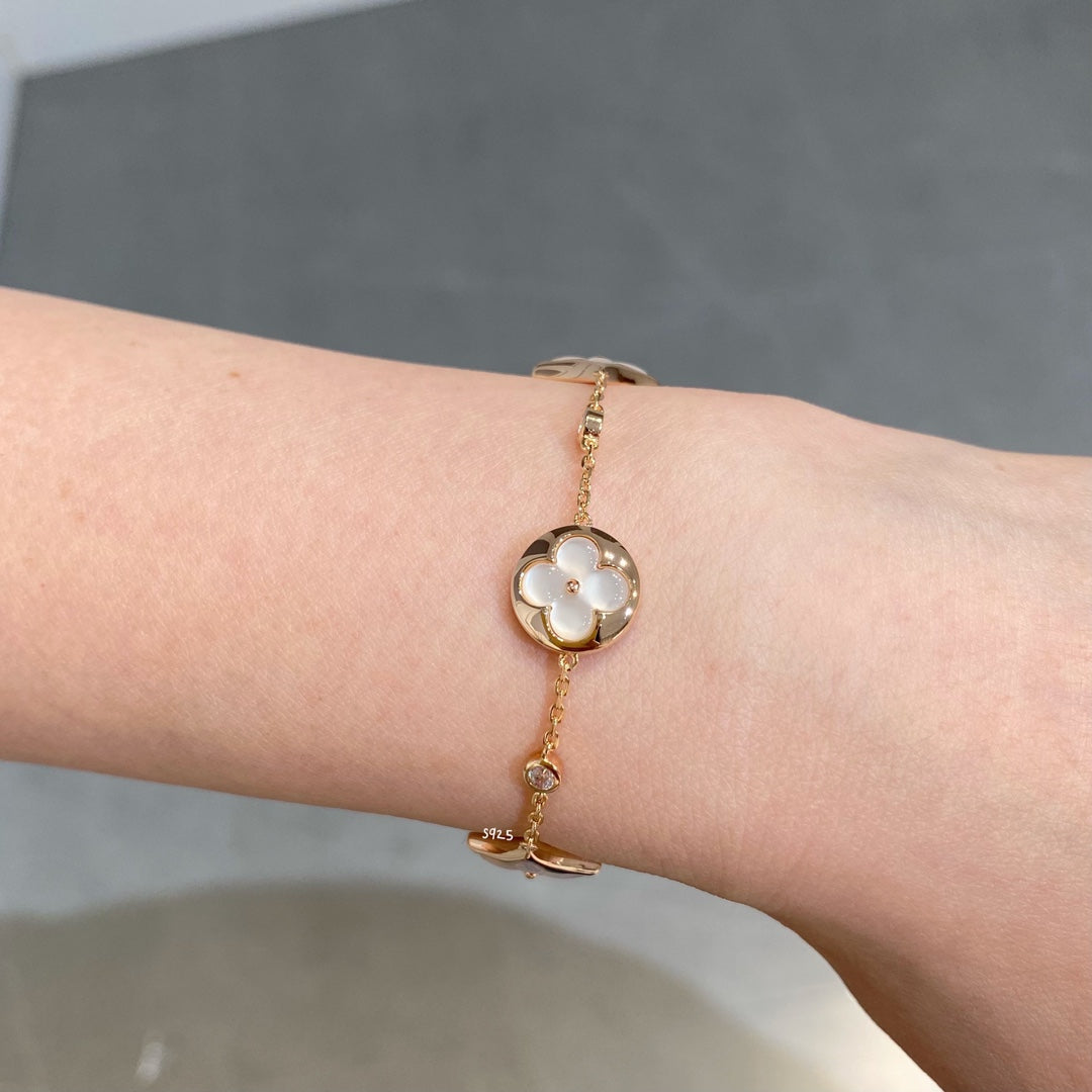 [Topon Jewelry]STAR AND SUN 4 MOTIF WHITE MOP PINK GOLD BRACELET