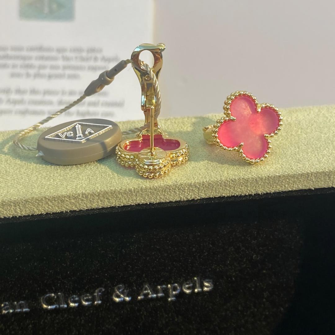 [TOPON]NEW CLOVER 15MM PINK ENAMEL STUD EARRINGS