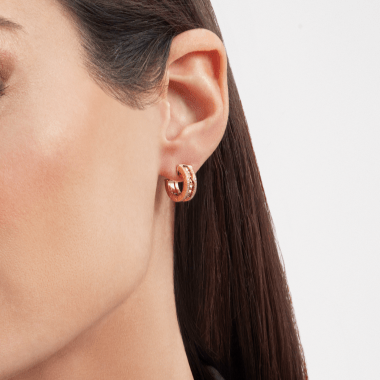 [Topon Jewelry]ZERO 1 ROCK GOLD EARRINGS WITH STUDDED SPIRAL AND PAVED DIAMONDS