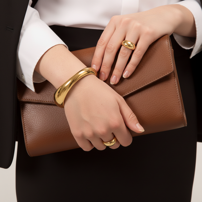 [Topon]Jessa Sculpted Gold Bangle