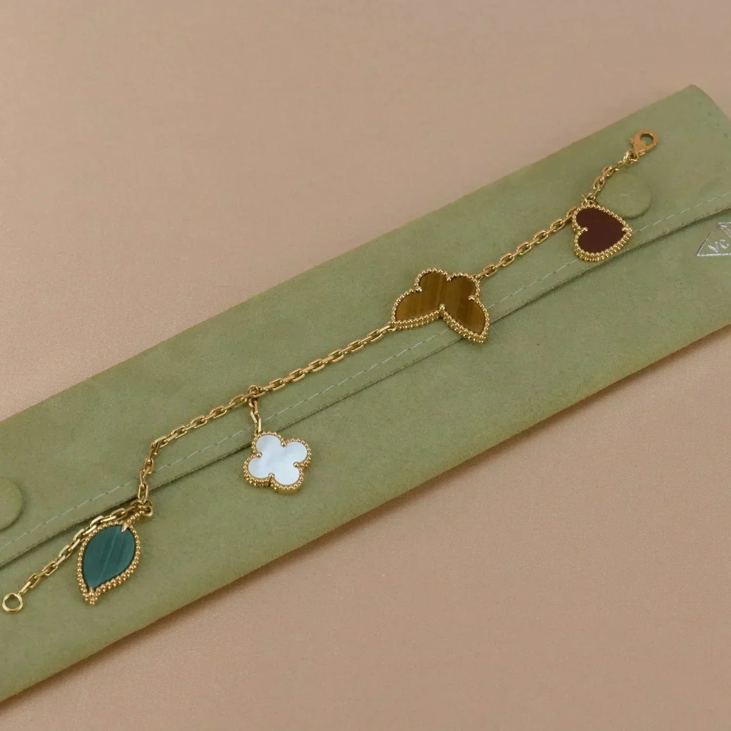 [Topon Jewelry]LUCKY SPRING 5 MOTIF GOLD BRACELET