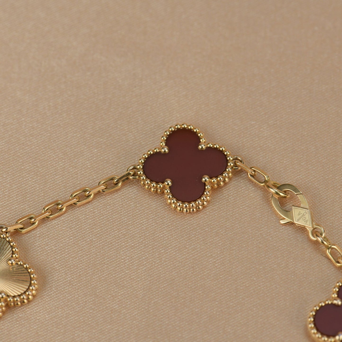 [Topon Jewelry]CLOVER  5 MOTIFS CARNELIAN GOLD BRACELET