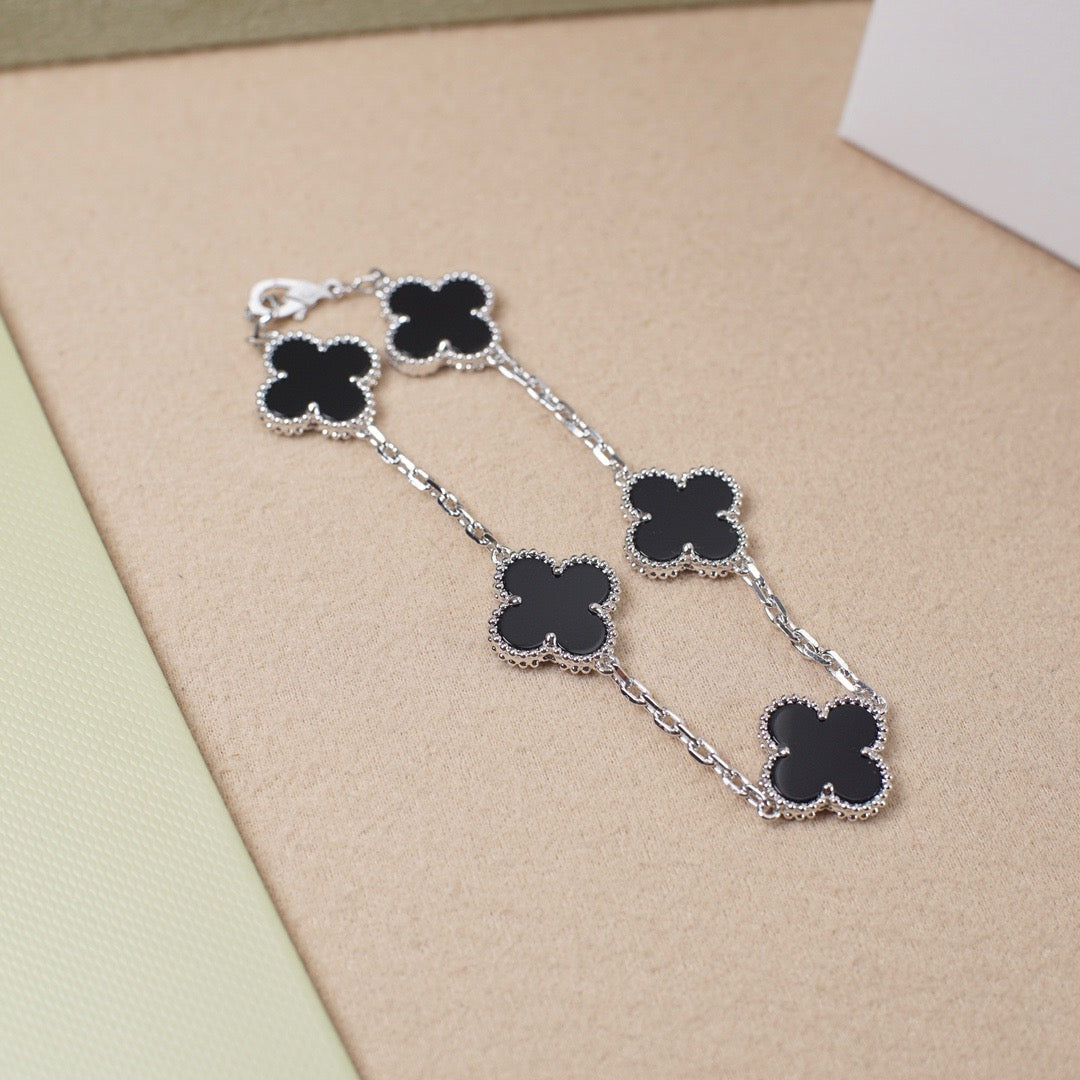 [Topon Jewelry]CLOVER 5 MOTIF ONYXS  BRACELET SILVER