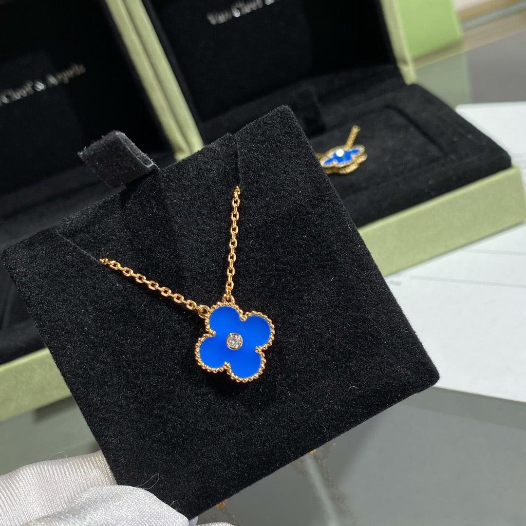 [Topon Jewelry]CLOVER 15MM DIAMOND AND BLUE AGATE NECKLACE