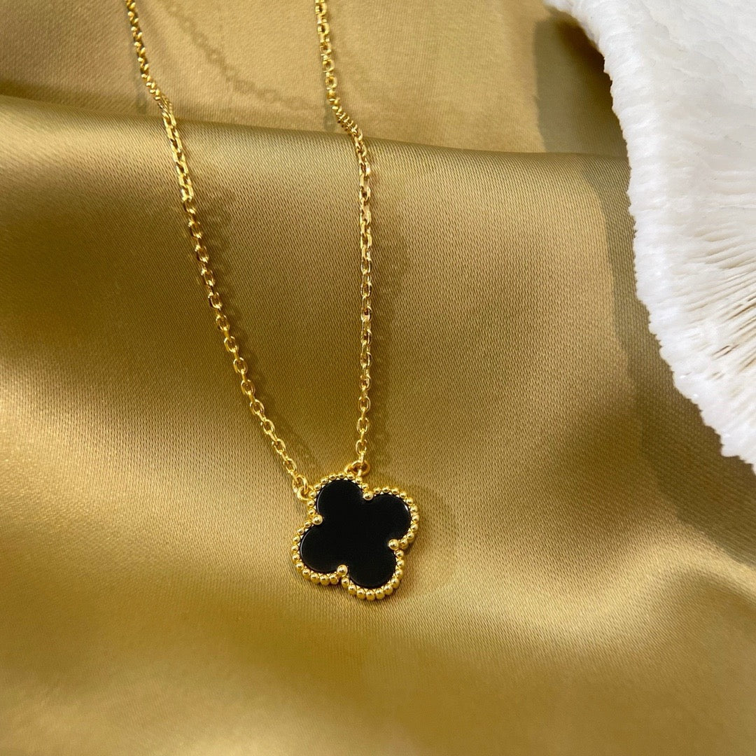 [Topon Jewelry]CLOVER 15MM BLACK ONYX SINGLE FLOWER NECKLACE