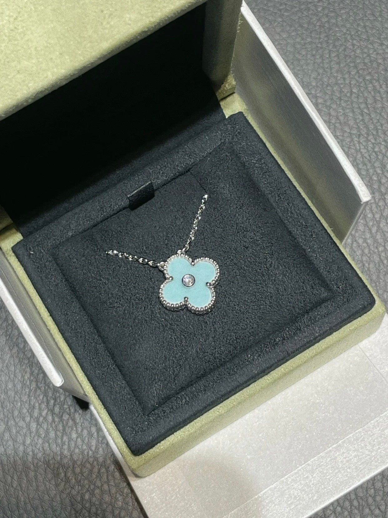 [Topon Jewelry]CLOVER 1 DIAMOND LIGHT BLUE SILVER NECKLACE