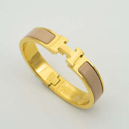 [Topon]H GREY BRACELET