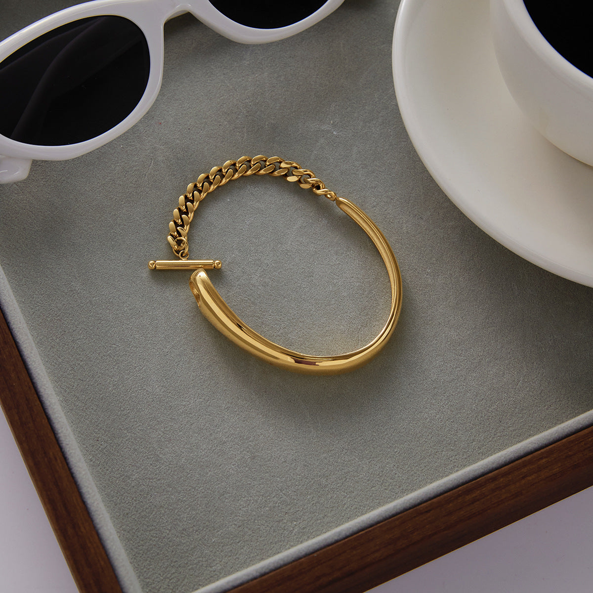 [Topon]Myrna Chained Gold Bangle